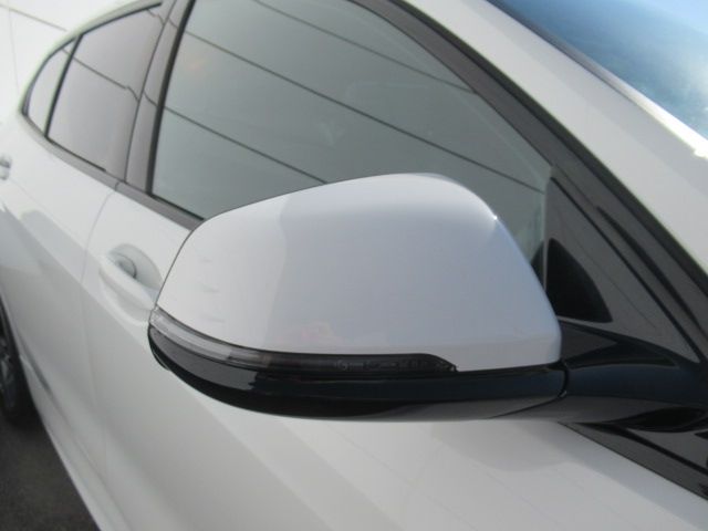 BMW 1SERIES 2022 Image 31