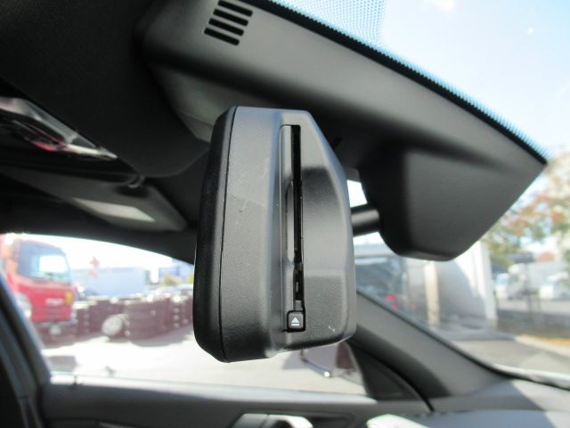 BMW 1SERIES 2022 Image 31