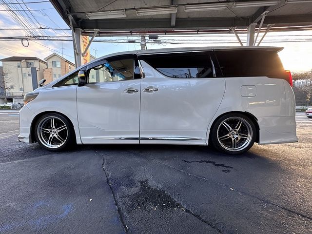 TOYOTA ALPHARD 2017 Image 31