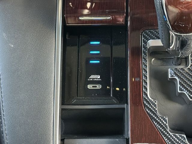 TOYOTA ALPHARD 2017 Image 31