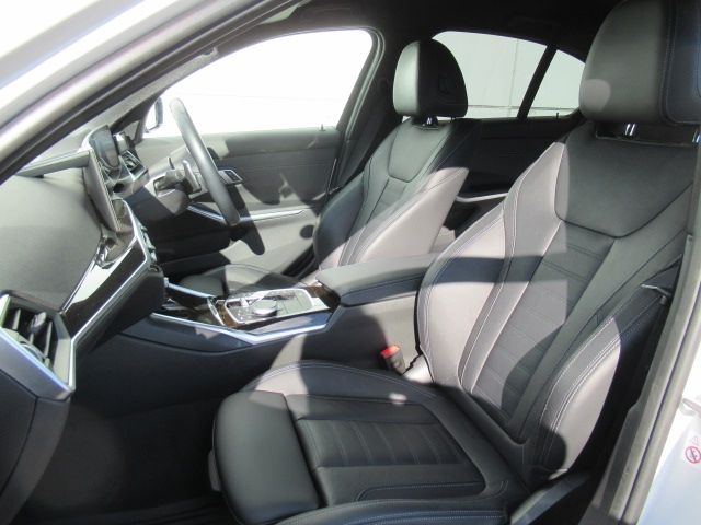 BMW 3SERIES SEDAN 2023 Image 31