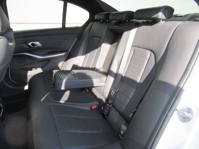 BMW 3SERIES SEDAN 2023 Image 31