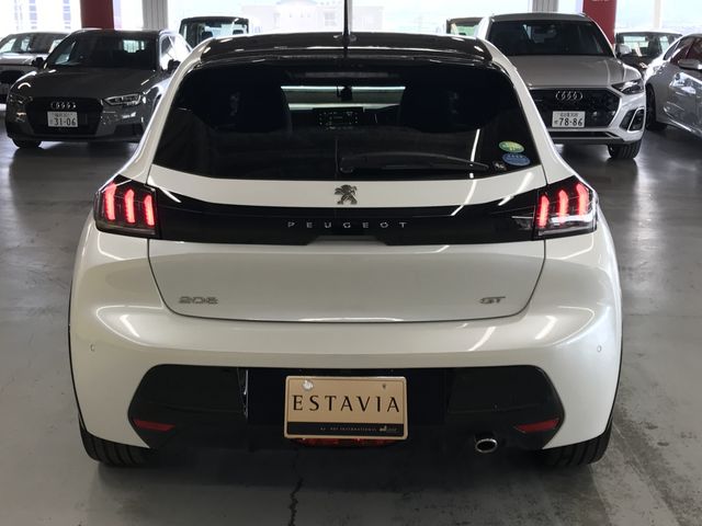 PEUGEOT 208 2021 Image 31