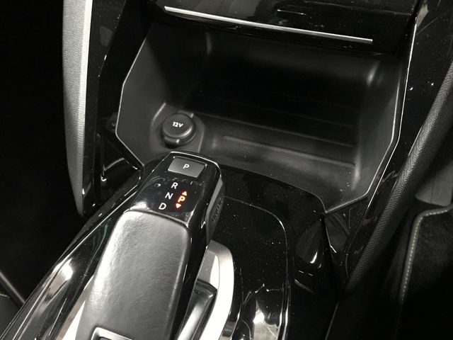 PEUGEOT 208 2021 Image 31