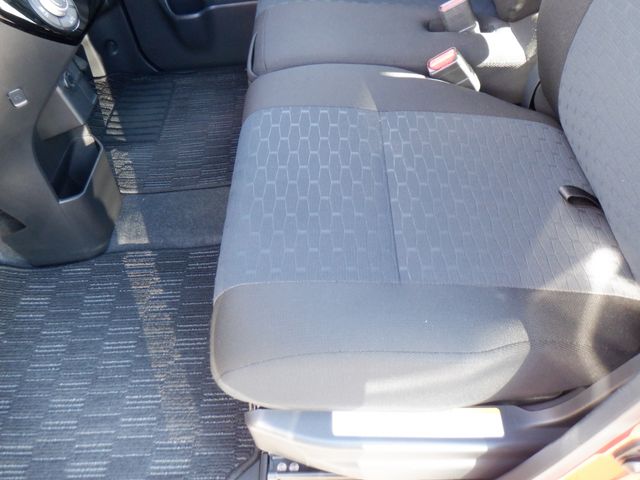 DAIHATSU WAKE 2021 Image 31