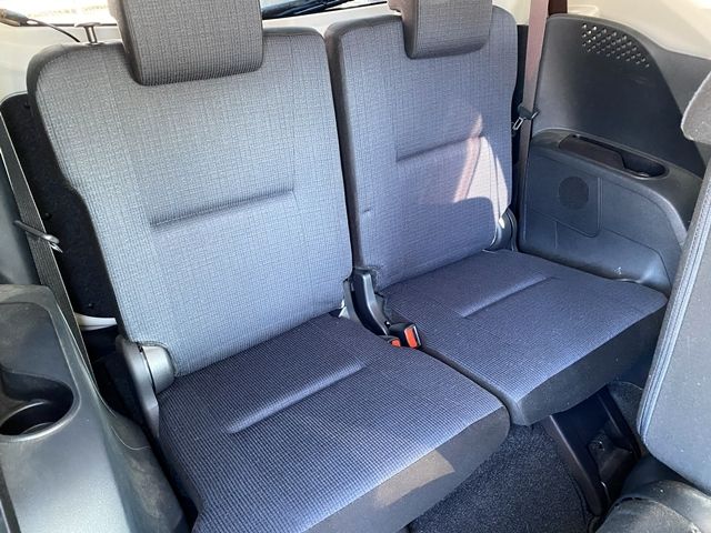 TOYOTA SIENTA HYBRID 2015 Image 31