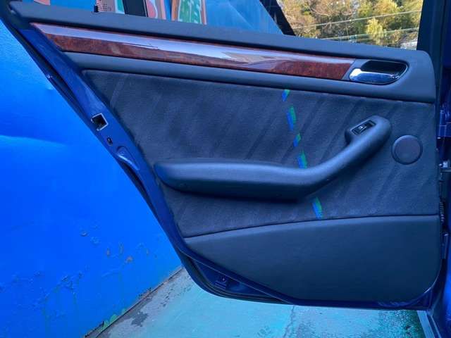 ALPINA B3 TOURING 2002 Image 31