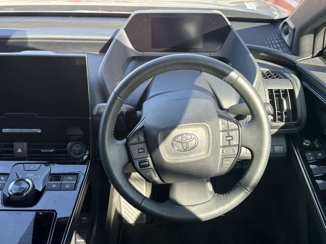 TOYOTA BZ4X 2022 Image 31