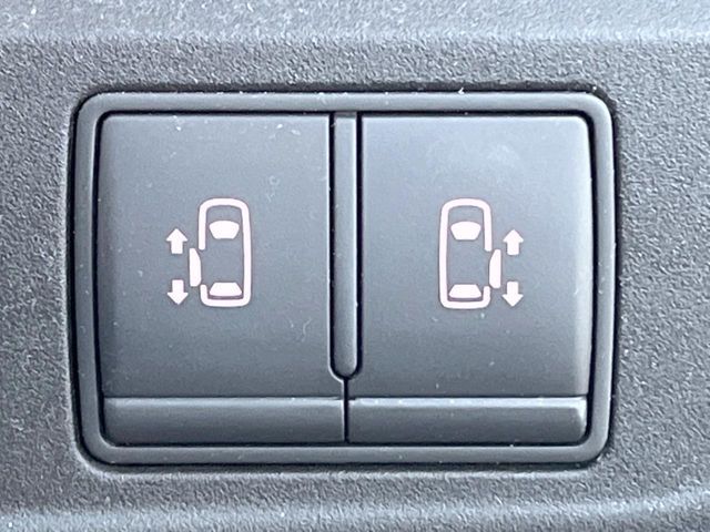 NISSAN SERENA  S-HYBRID 2017 Image 31