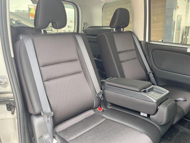 NISSAN SERENA  S-HYBRID 2017 Image 31