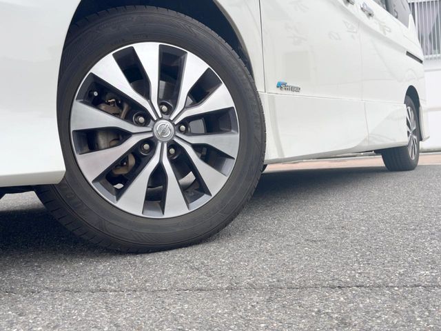 NISSAN SERENA  S-HYBRID 2017 Image 31