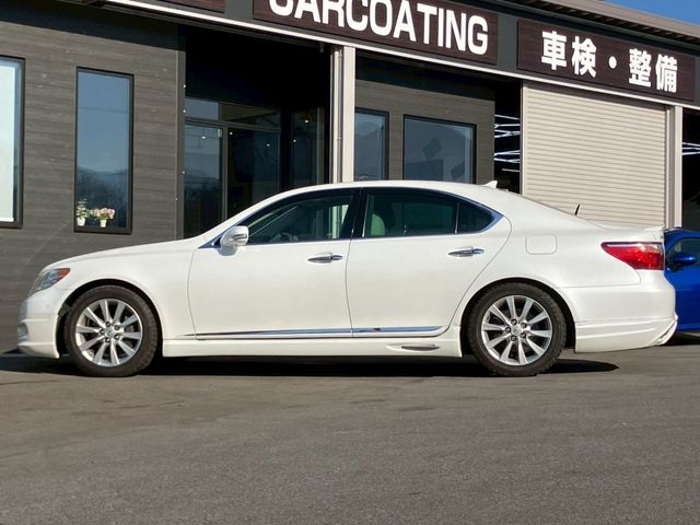 TOYOTA LEXUS LS460 2010 Image 31