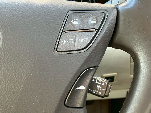 TOYOTA LEXUS LS460 2010 Image 31