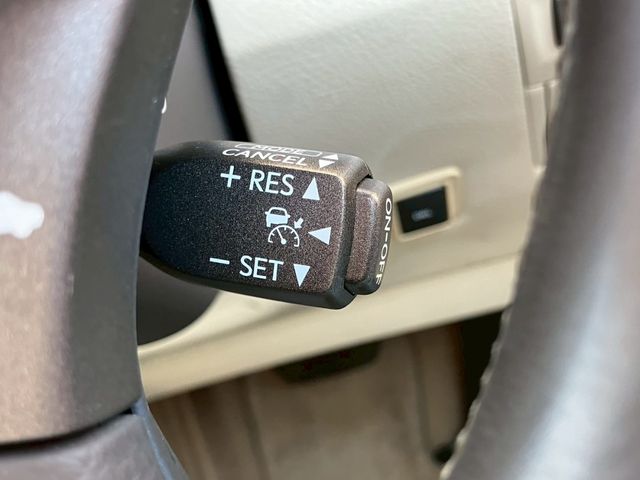 TOYOTA LEXUS LS460 2010 Image 31