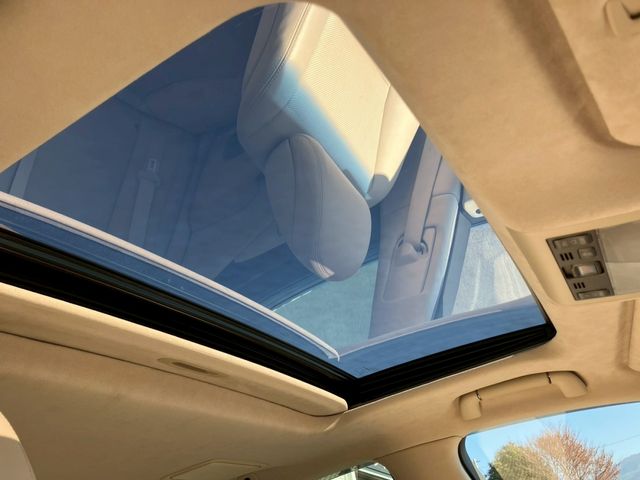 TOYOTA LEXUS LS460 2010 Image 31