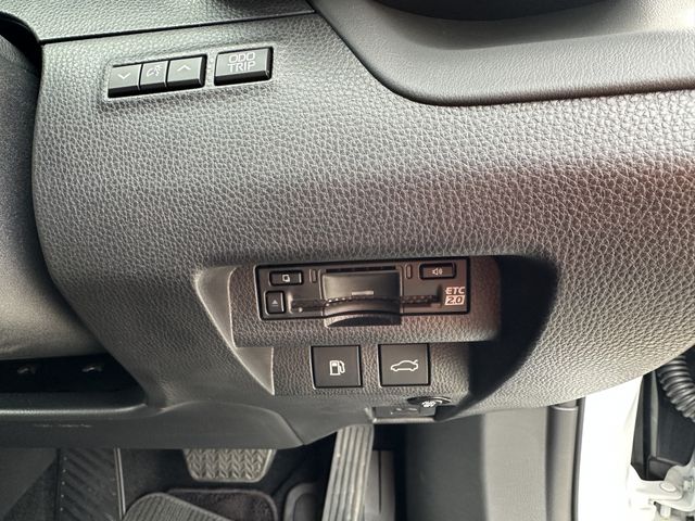 TOYOTA CROWN CROSSOVER 2024 Image 31