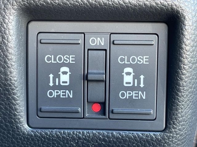 HONDA N BOX CUSTOM 2017 Image 31