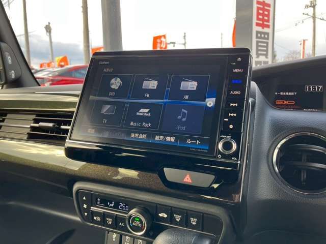 HONDA N BOX CUSTOM 2017 Image 31