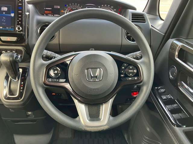 HONDA N BOX CUSTOM 2017 Image 31