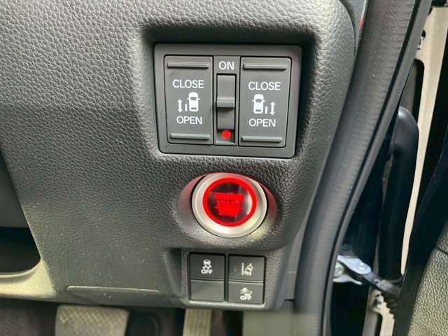 HONDA N BOX CUSTOM 2017 Image 31