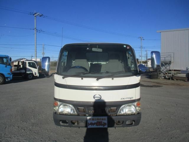 HINO DUTRO 2006 Image 31