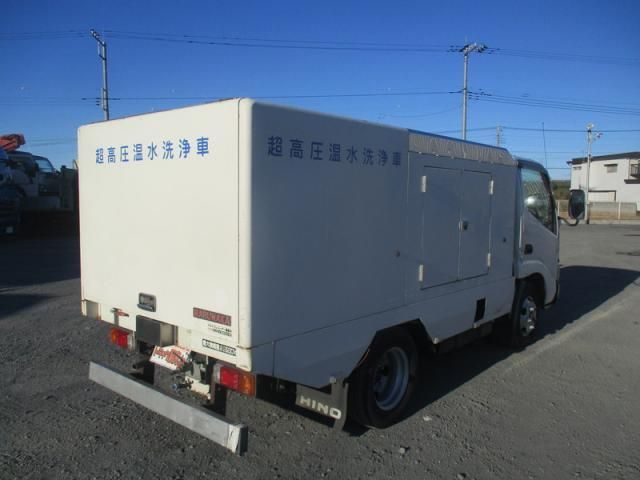 HINO DUTRO 2006 Image 31