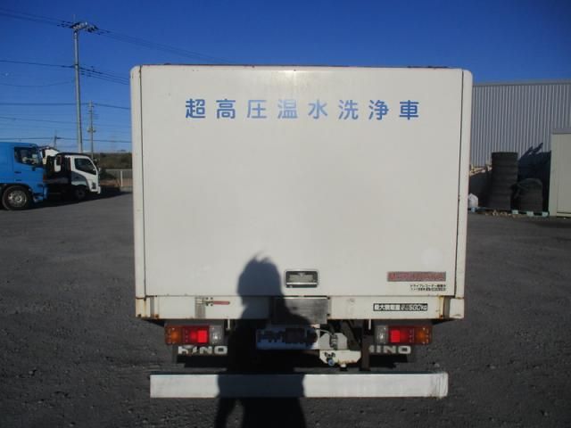 HINO DUTRO 2006 Image 31