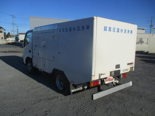 HINO DUTRO 2006 Image 31
