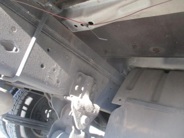 HINO DUTRO 2006 Image 31