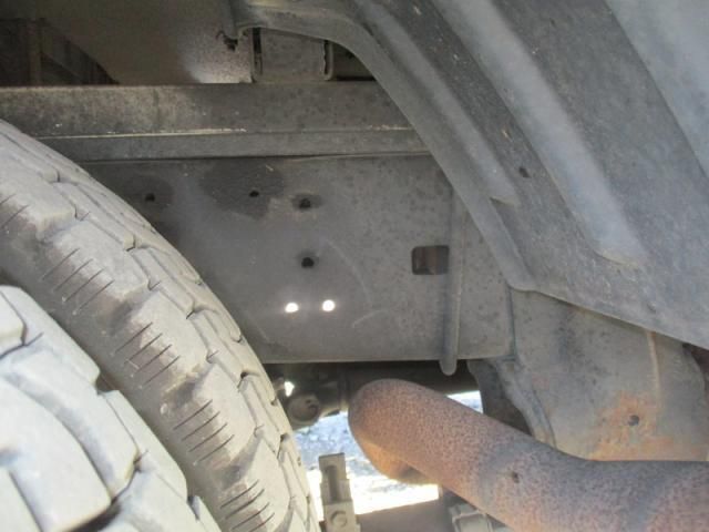 HINO DUTRO 2006 Image 31