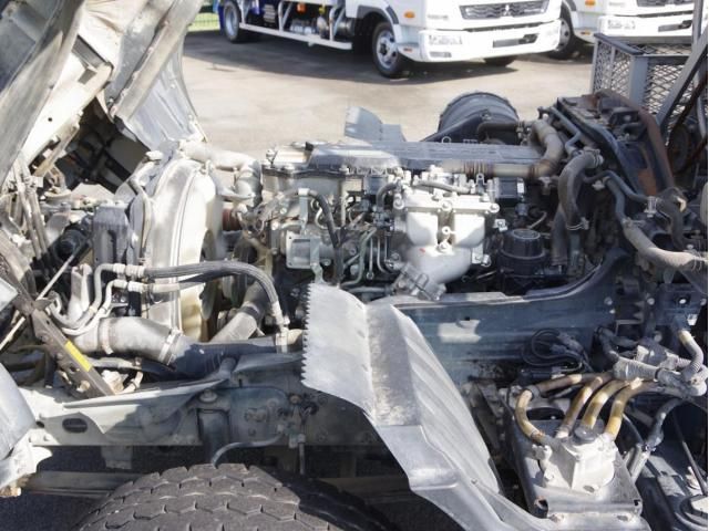 MITSUBISHI FUSOU FIGHTER 2013 Image 31