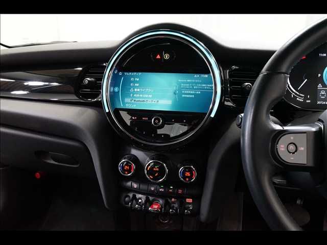 BMW MINI COOPER D 5DOOR 2021 Image 31