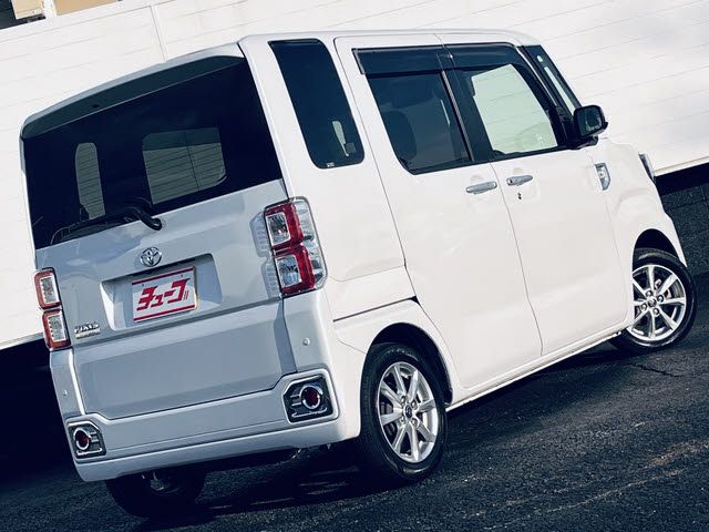 TOYOTA PIXIS MEGA 2021 Image 31