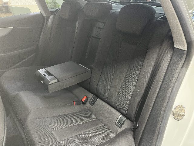 AUDI A5 SPORTBACK 2018 Image 31