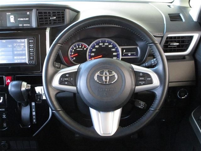 TOYOTA TANK 2017 Image 31