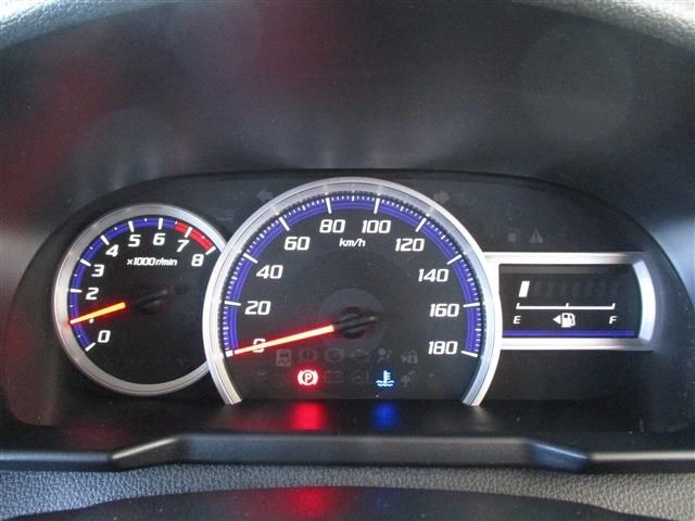 TOYOTA TANK 2017 Image 31