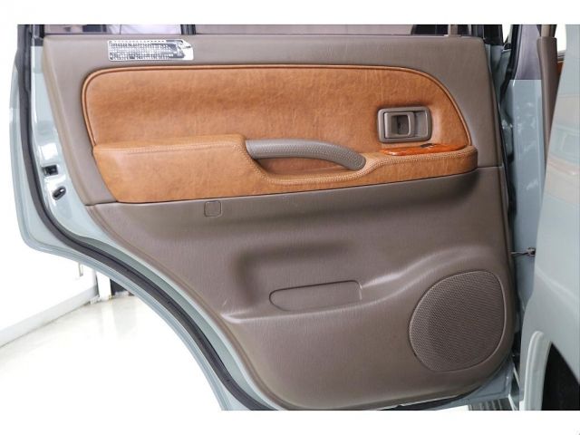 TOYOTA LANDCRUISER PRADO 2002 Image 31