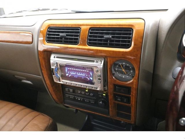 TOYOTA LANDCRUISER PRADO 2002 Image 31