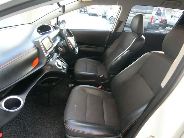 TOYOTA SIENTA HYBRID 2018 Image 31