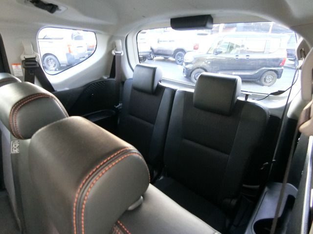 TOYOTA SIENTA HYBRID 2018 Image 31