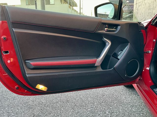 TOYOTA 86 2016 Image 31