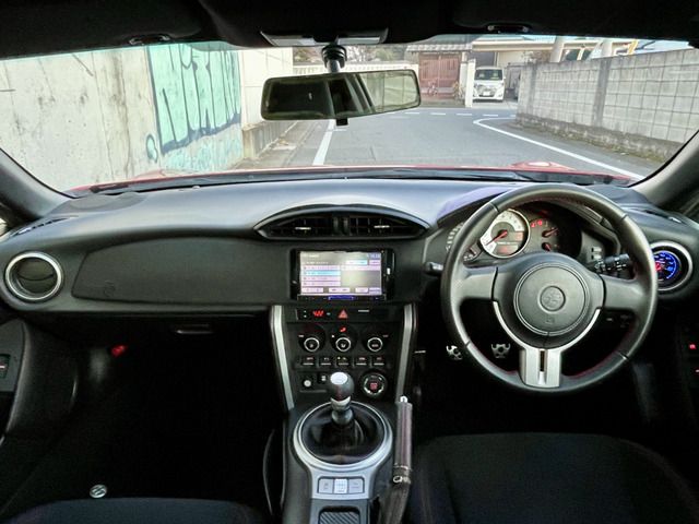 TOYOTA 86 2013 Image 31