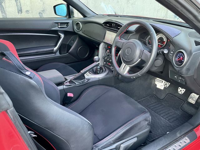 TOYOTA 86 2013 Image 31