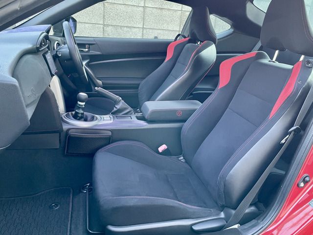 TOYOTA 86 2013 Image 31