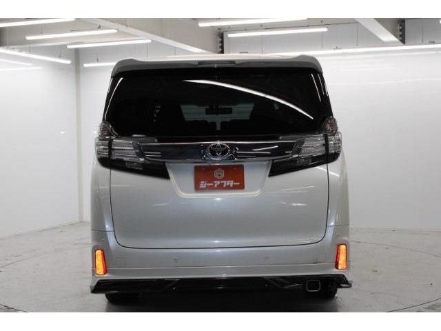 TOYOTA VELLFIRE 2015 Image 31