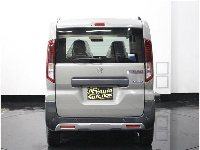 SUZUKI SPACIA GEAR 4WD 2024 Image 31