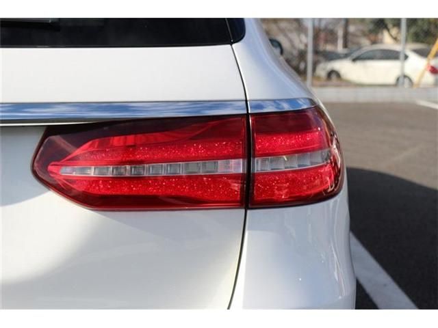 MERCEDES BENZ E CLAS 2017 Image 31