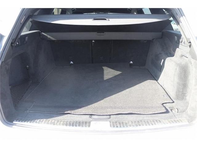 MERCEDES BENZ E CLAS 2017 Image 31