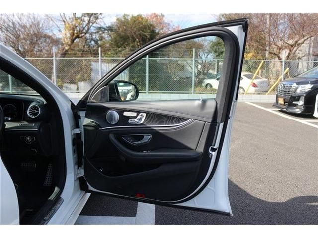 MERCEDES BENZ E CLAS 2017 Image 31