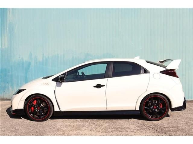 HONDA CIVIC HATCHBACK 2016 Image 31